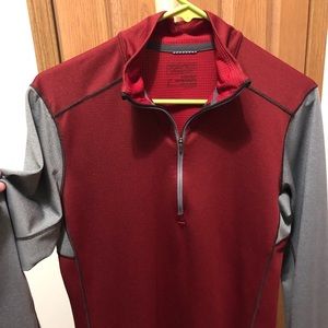 Men/women’s size small Patagonia shirt